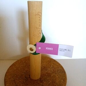 Green Lily Hennes Perfume Oil